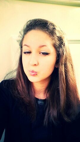 Rachelamber02's profile picture. 