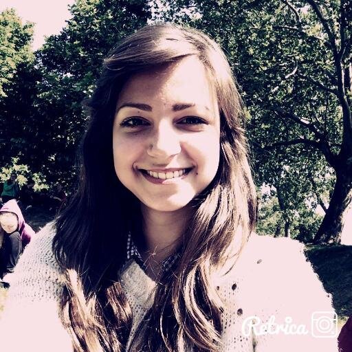 Hi :) I'm BIG Belieber from Slovakia :) I love Justin and BoyBeliebers so so so much :) :*