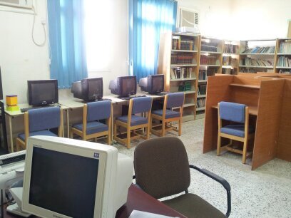 ‏‏‏عناية أمين مركز مصادر التعلم بمدرسة محضرة .                               زكريا سعيد البكري