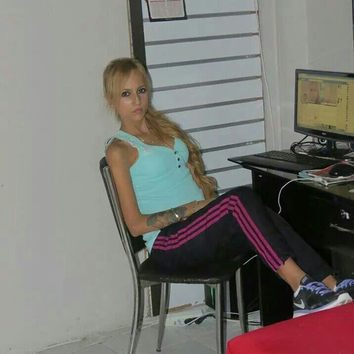 Bayan_ukala__'s profile picture. Herkesin Kalbimde Bir Yeri Var... Kiminin Alti Çizili, Kiminin
Üstü...!
Unfollow yapani cikaririm bilginize :)