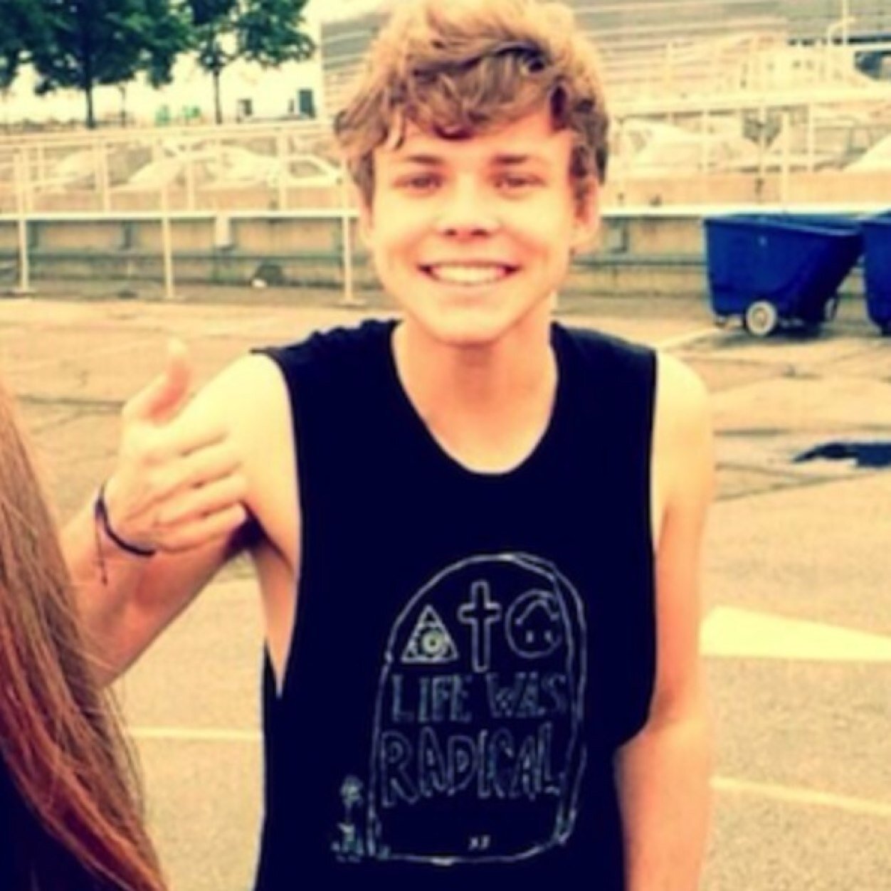 I follow everyone ashton follows so his timeline is what he sees