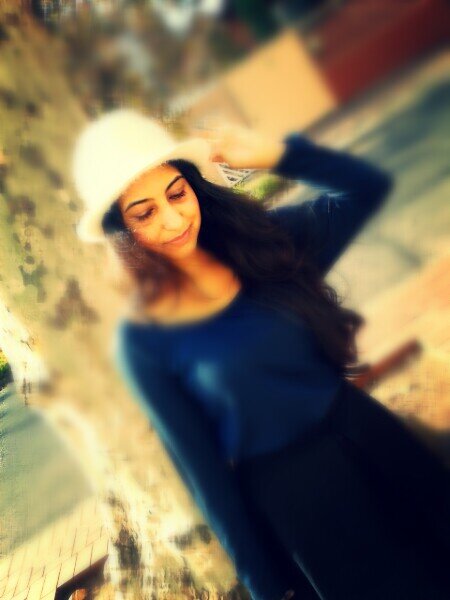 ayshmint's profile picture. I like crazy.