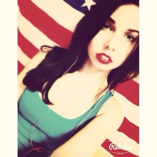 Anyutaa17's profile picture. Welcome to my Twitter ^__^  FOLLOW ME ∞