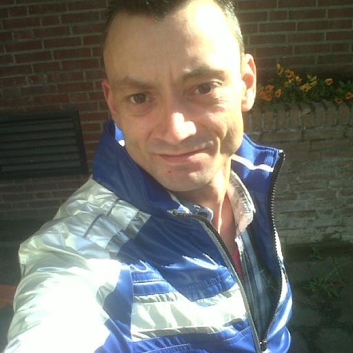 peerke75's profile picture. ik ben een prettig gestoorde limburger die wel van een feestje houd.