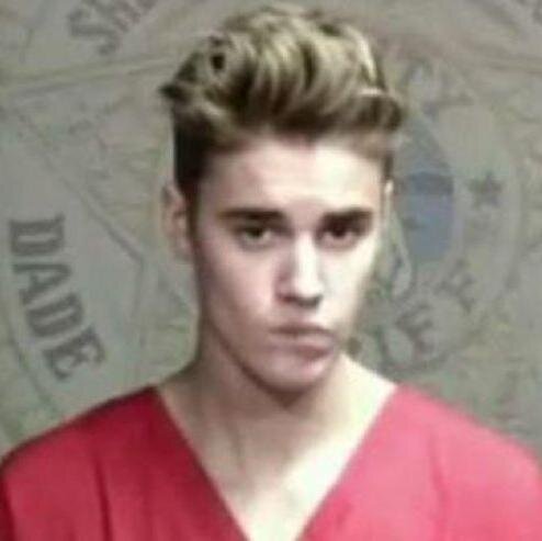 New twitteraccount | Allah en Mama | Part of the bieber family | BELIEBERR | I believe in Justin , without him we Beliebers believed in nothing. | Apeldoorn, NL