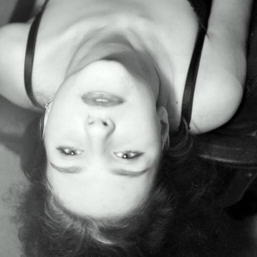 AlinaParunova's profile picture. http://t.co/dx925oMUih