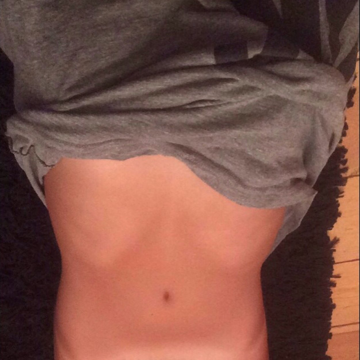 17/4/15  Bisexual▫️wanna lose weight!▫️ got any tips let me know▫️ need a chat and im here▫️i cause myself to bruise▫️