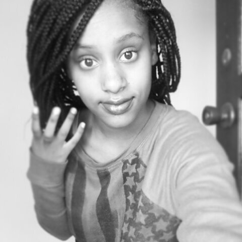 God† ♬ Family ♬ Fashion ★ Music ♥♈̷ Doughnut Loveeer ♥  Gods creation!  :)✗ Where the WIFI at???!!!