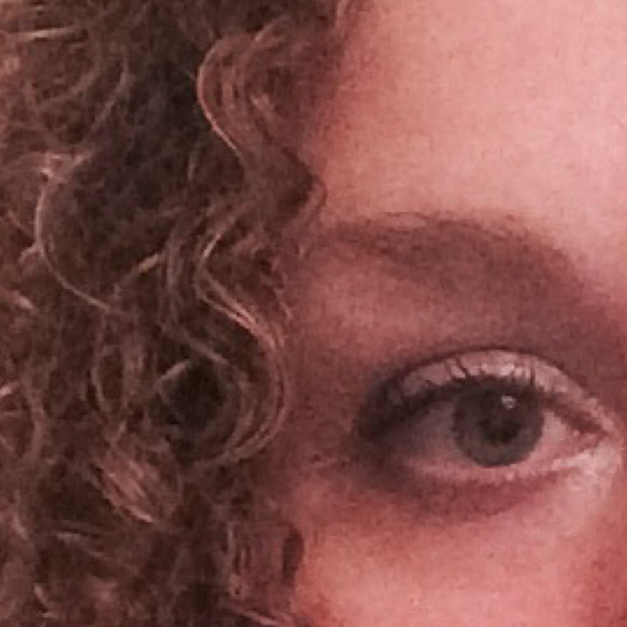 W33EES's profile picture. Wife, Mum, daughter, niece, cousin, friend, dog owner... 'From Broxburn with Love.'