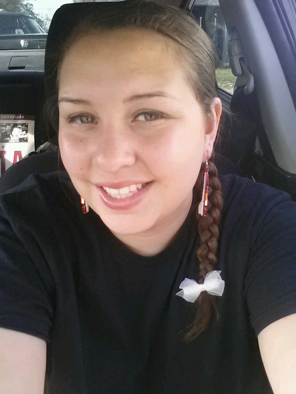 My name is April Mae.. I'm a college student.