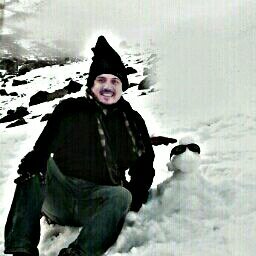 Aleminkh28's profile picture. 