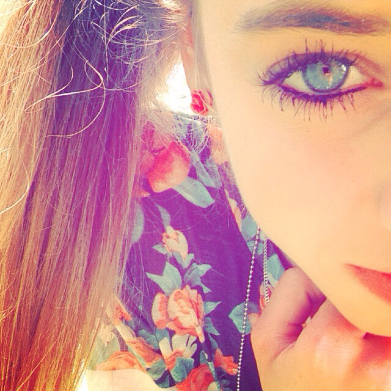 νєяℓιєƒ∂ σρ נσυ.. ♡@ANNAMARGRIIETX_ ♡ Bandd♡Overa♡Drummen♡Paardrijden♡Wapp♡Feuu&Prinss♡Am&Morgan m'n Bestiees♡ _ ♚♚