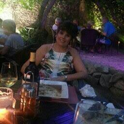 carolgeorge2211's profile picture. 