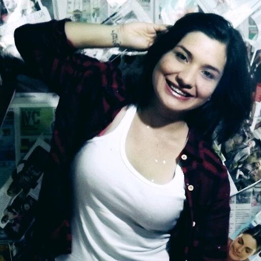 vanessart7's profile picture. Si ser normal es lo que dicen que es, no lo soy ni quiero serlo. Cristo es la razón de mi vida. Lbne! 
 Creo en la eternidad.