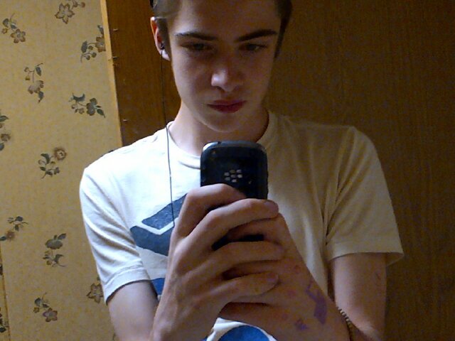 Aye I'm chris, I'm 14 and I rap! I love eminem and I'm not too bad myself..follow me and I'll follow you! :)