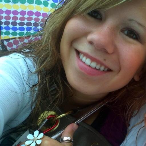 sld0916's profile picture. DIYer. Dreamer. Foodie. Interior Designer. Student. Traveler.