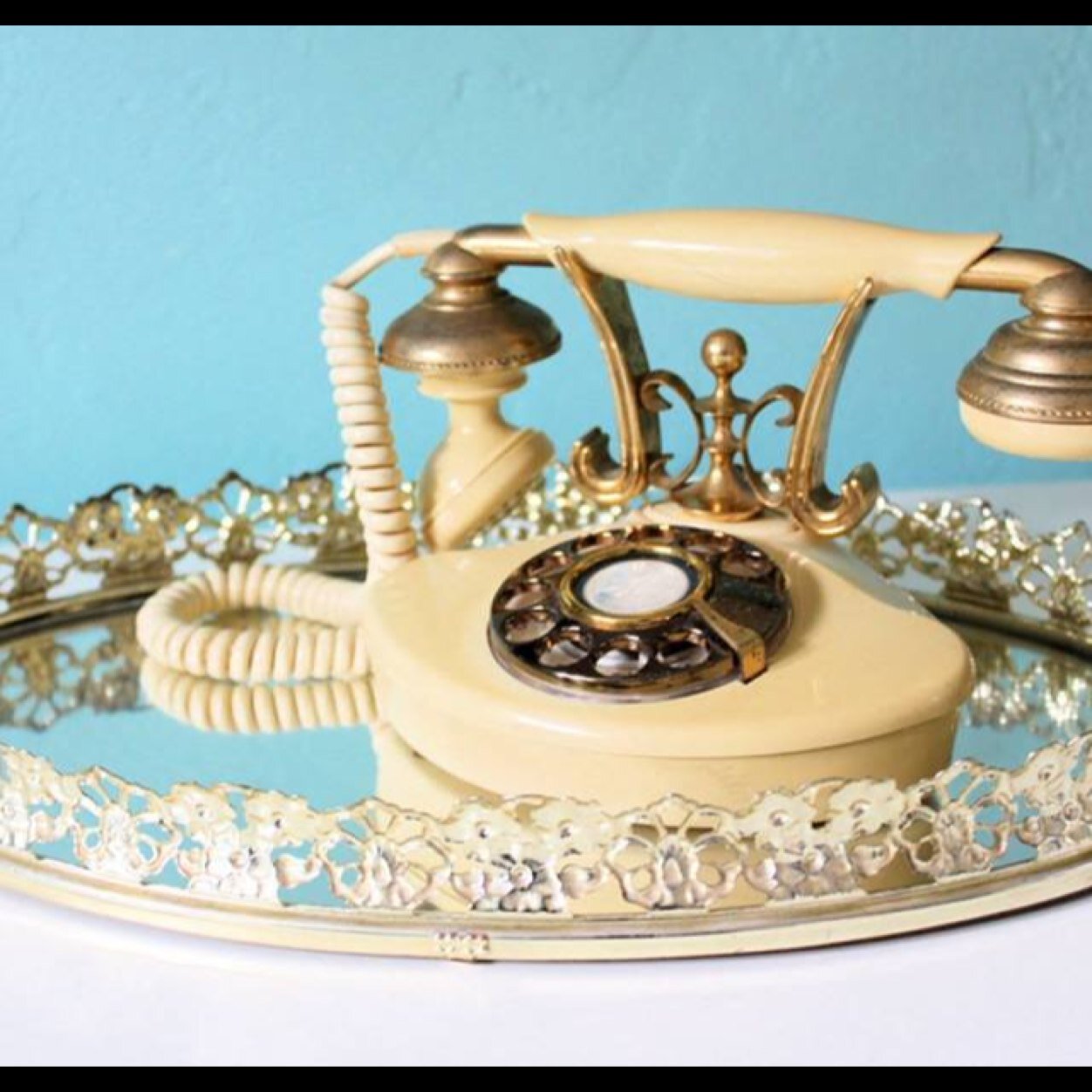Online Consignment and Antique dealers. http://t.co/VMkXpRA0An