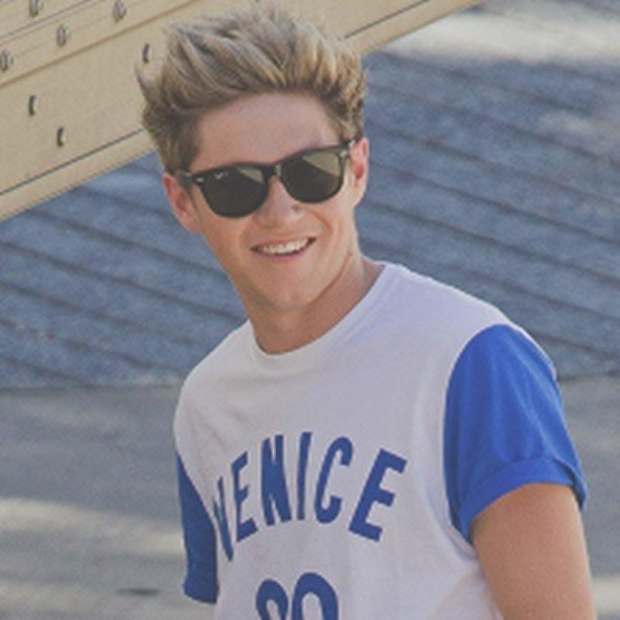 they asked me for drugs so i told them about his laugh