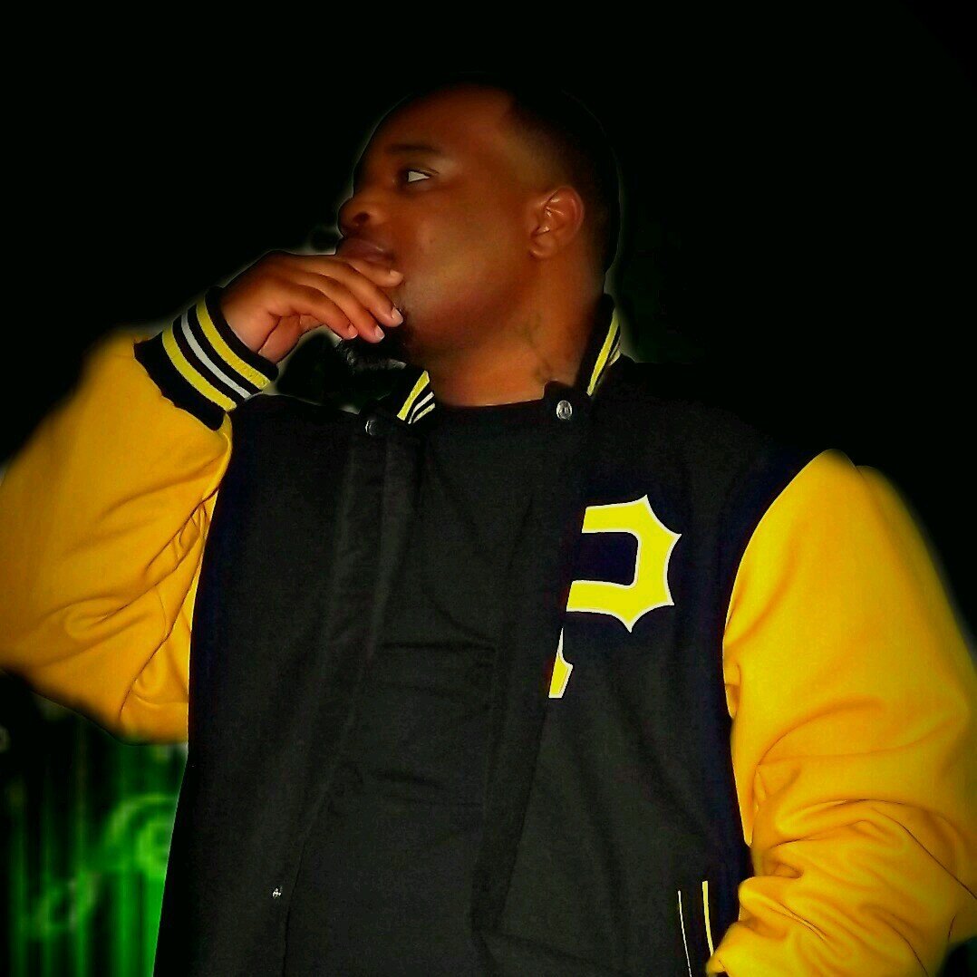 jewelzjonson's profile picture. 