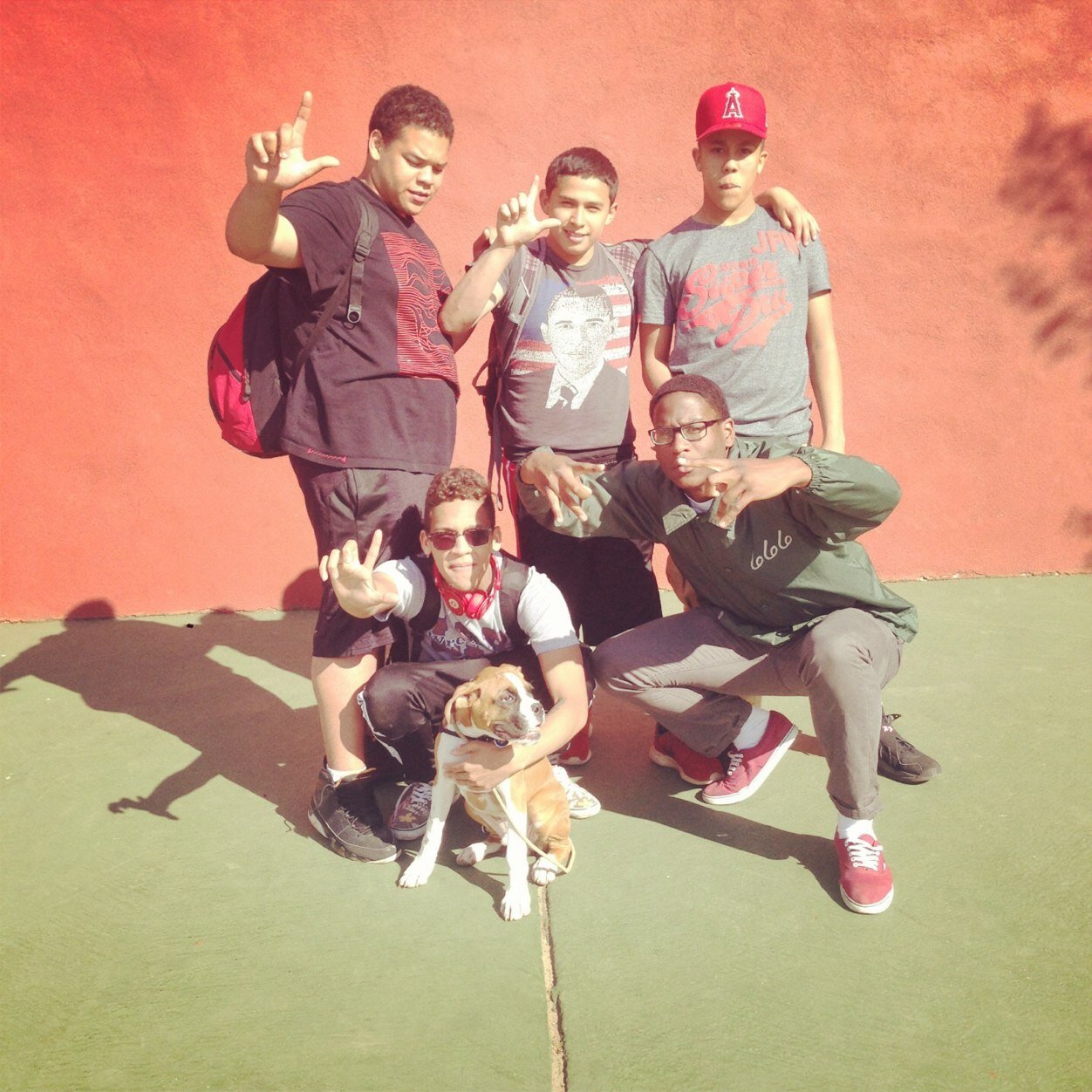 LeonelyGomez's profile picture. Don't chase these bitches only chase ur dreams