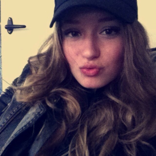 nadyadecloex's profile picture. God