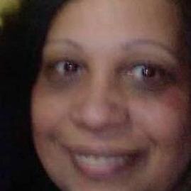 sou extrovertida,tranquila e procuro viver bem c/ todas as pessoas desde q. me respeitem