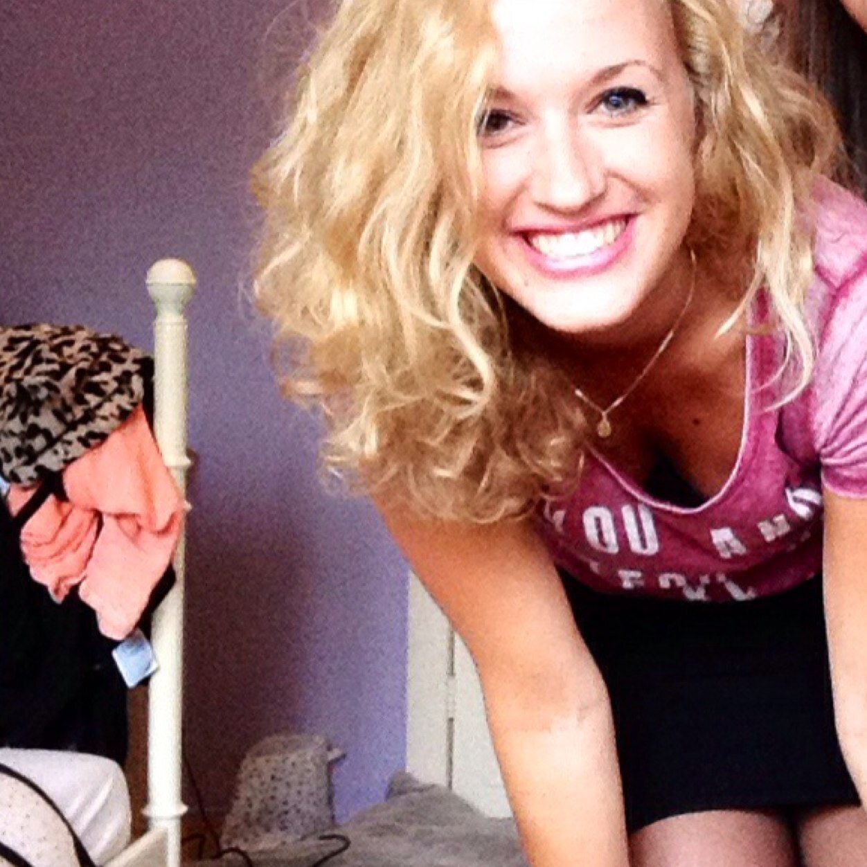 Deniseee91's profile picture. 