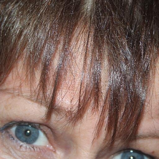 Mum, wife, daughter, sister, mess maker and art lover. Teacher since 1987 and most days I still think it’s the best job in the world.