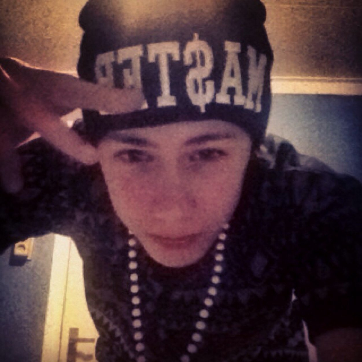 _Realisticc's profile picture. 