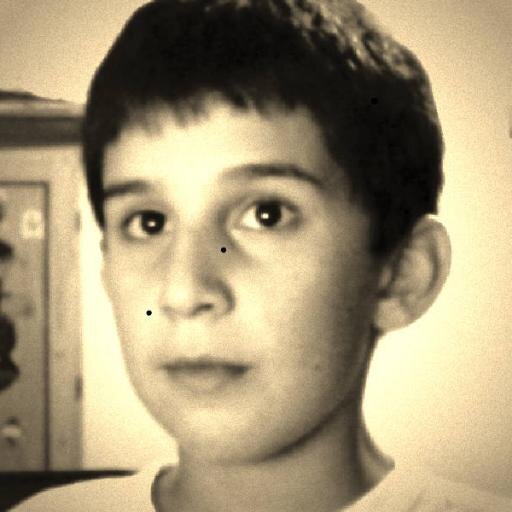 HOLA SOY AGUS, me encanta inventar cosas , soy LINDO