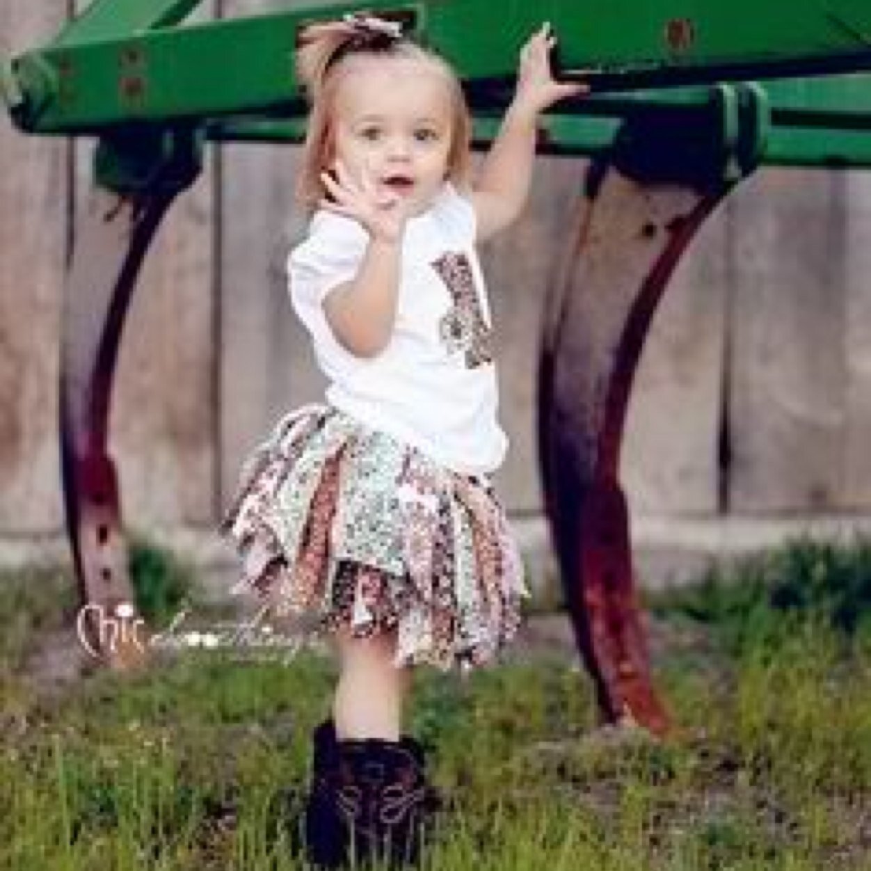 Little princess of @RancherJames. My daddy owns my heart.