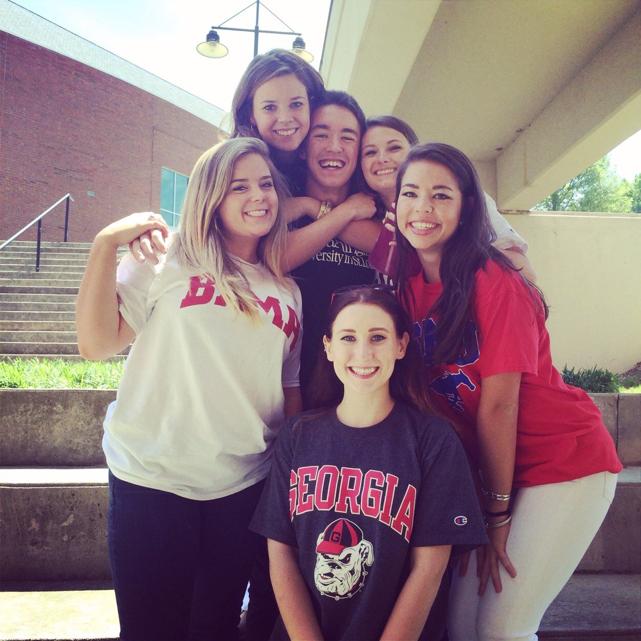 RED_DOVER's profile picture. 