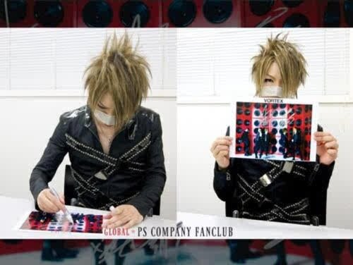 Sixth guns :3 • Reita :D