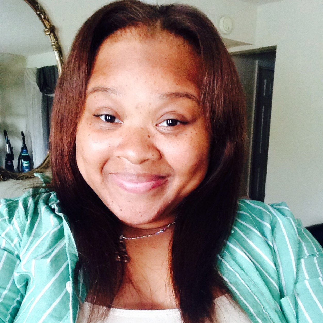 Future Nurse/ Marine Wife... Im simply amazing! You Follow = I Follow!