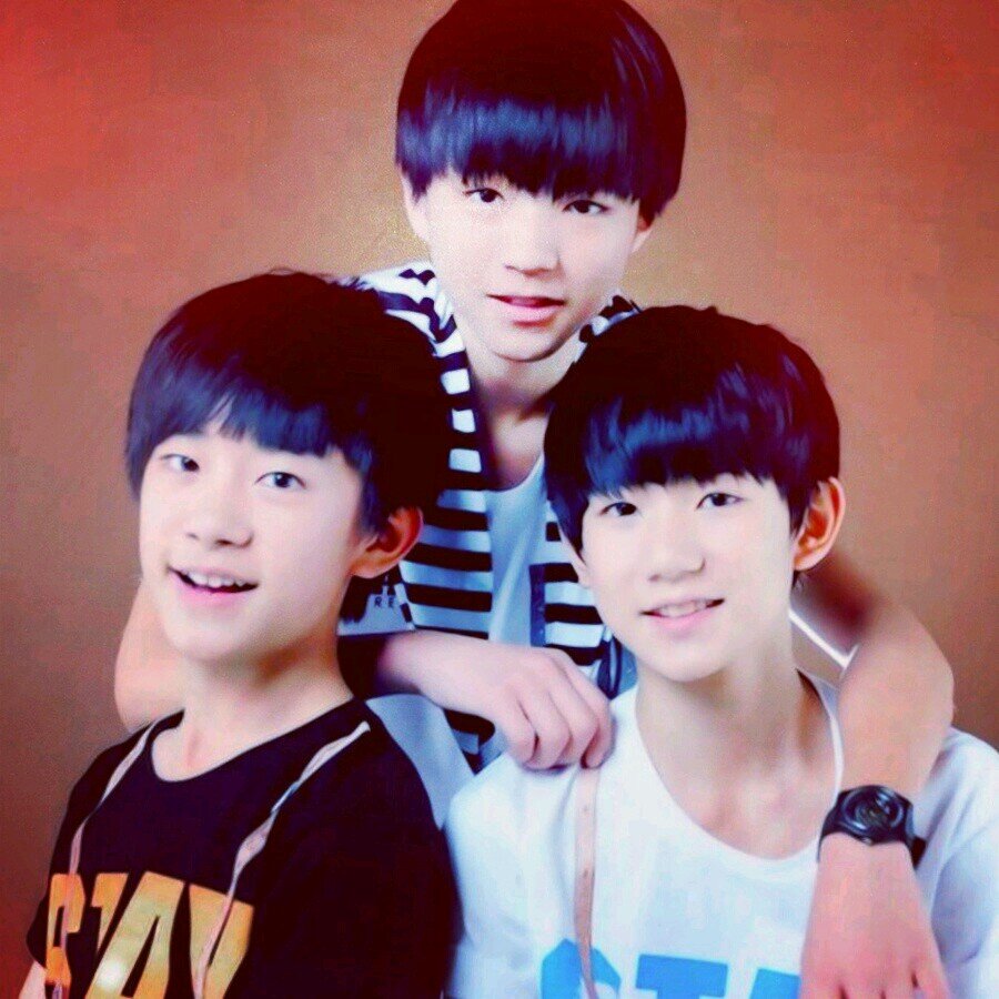 TFBOYS FANS  FOUR LEAF CLOVE