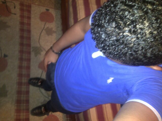 Me gusta el R.A.P, el Baskeball y las #Mujeres... ;).. Y amo Mucho a mi mujer Indhira.... Te amo.. :*
