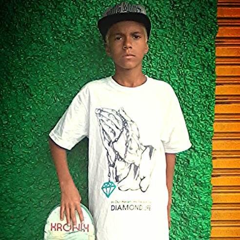 É que eu nasci com o pé na estrada, com a cabeça lá na lua
