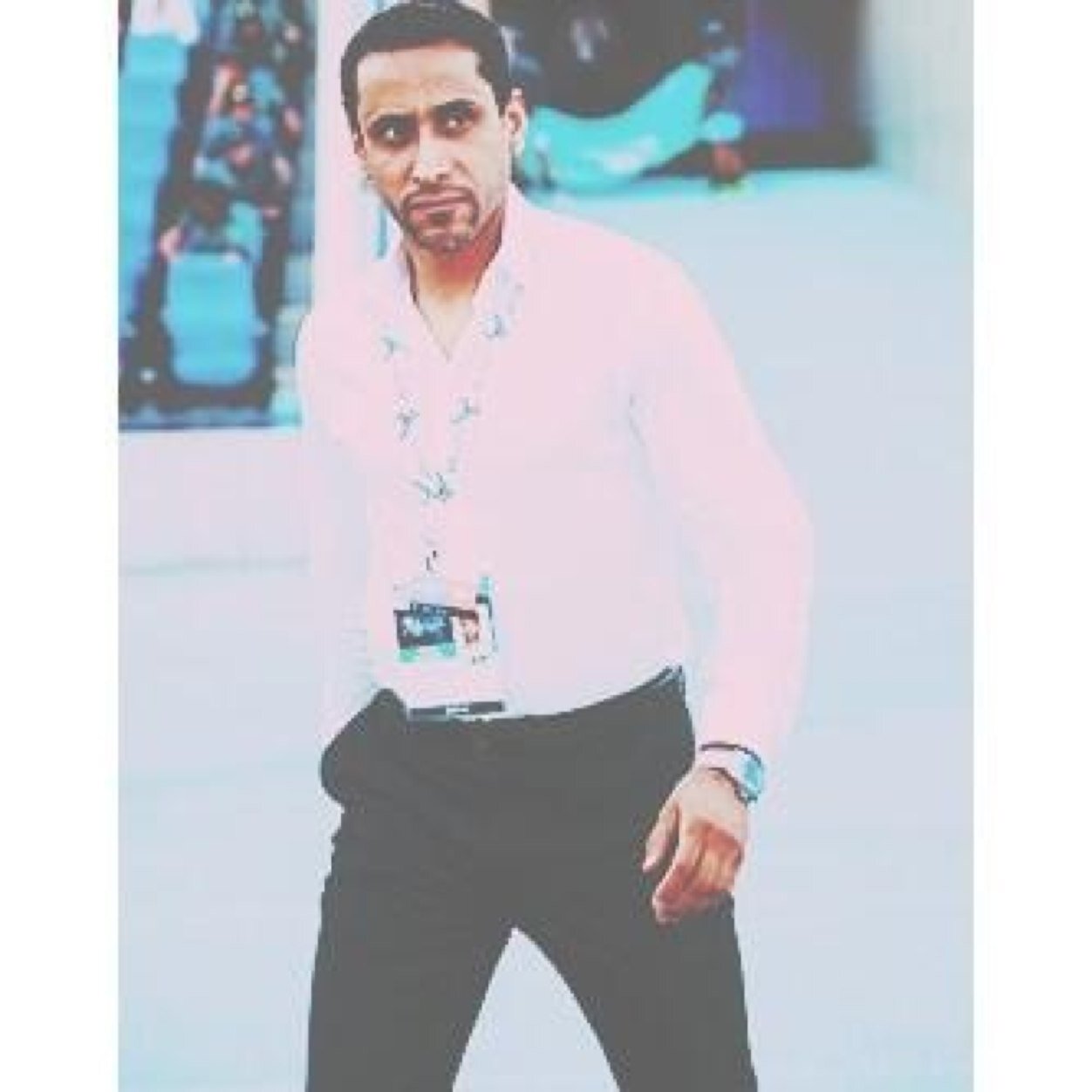 وكأني لم أتعلم من الدُنيا سوى حُب الهلال.