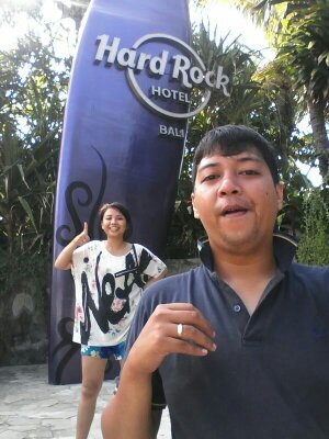 thefuncha's profile picture. A Husband, Bassist @thestreetvoices, Guitar at Inasubs, Music Arranger, Manchester United, British Lover. Found me at @lalafatmalaa Mind and Heart