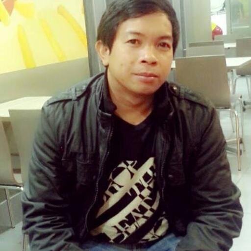 JhunReyes9's profile picture. 