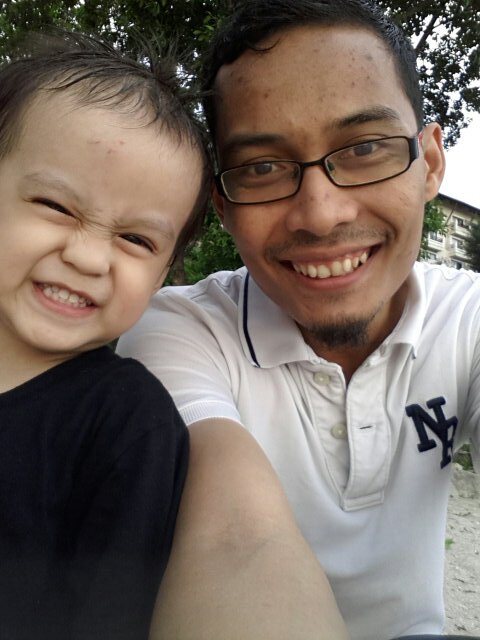 zairibaharom's profile picture. 