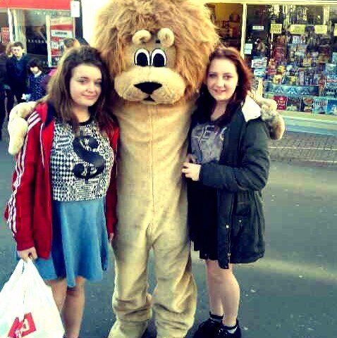 two girls on youtube 'http://t.co/SR7RaDfsnM' check it out. follow separate accouts @nicolee456 @storm_colley