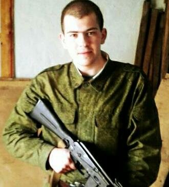 Отдаю долг Родине)