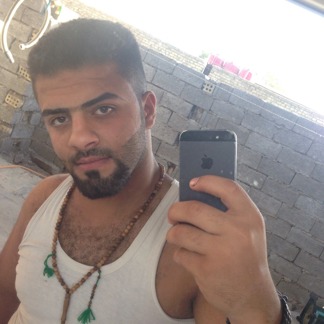 alkazalee93's profile picture. سكوتي لايعني صمتي ولكن من حولي لايستحق الكلام