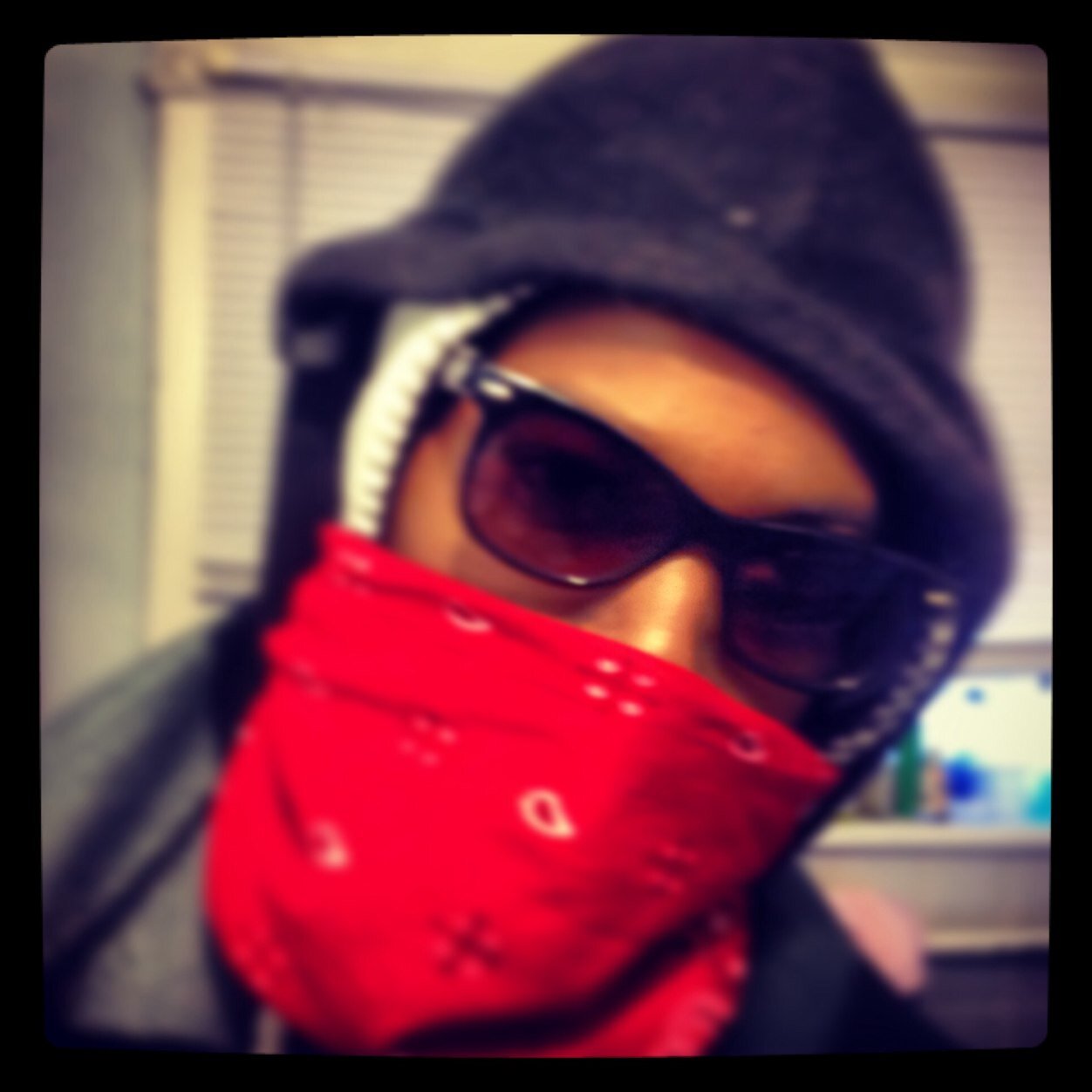 robeysan's profile picture. Artist.