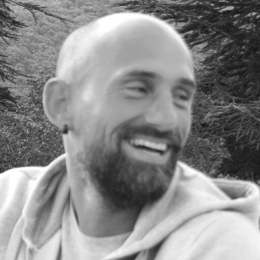 What if peace could be learnt?
French Spiritual Healer. Meditation and spiritual teacher. Loves traveling, playing music and nature.