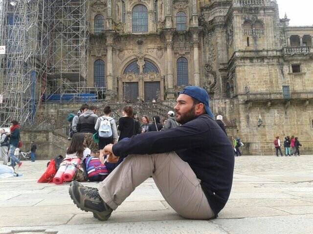 lazanegri's profile picture. ...si la vida como una aventura, no hay mayor fortuna que vivirla bien y por eso en mi reino no ves lo que tengo sino lo que hago...