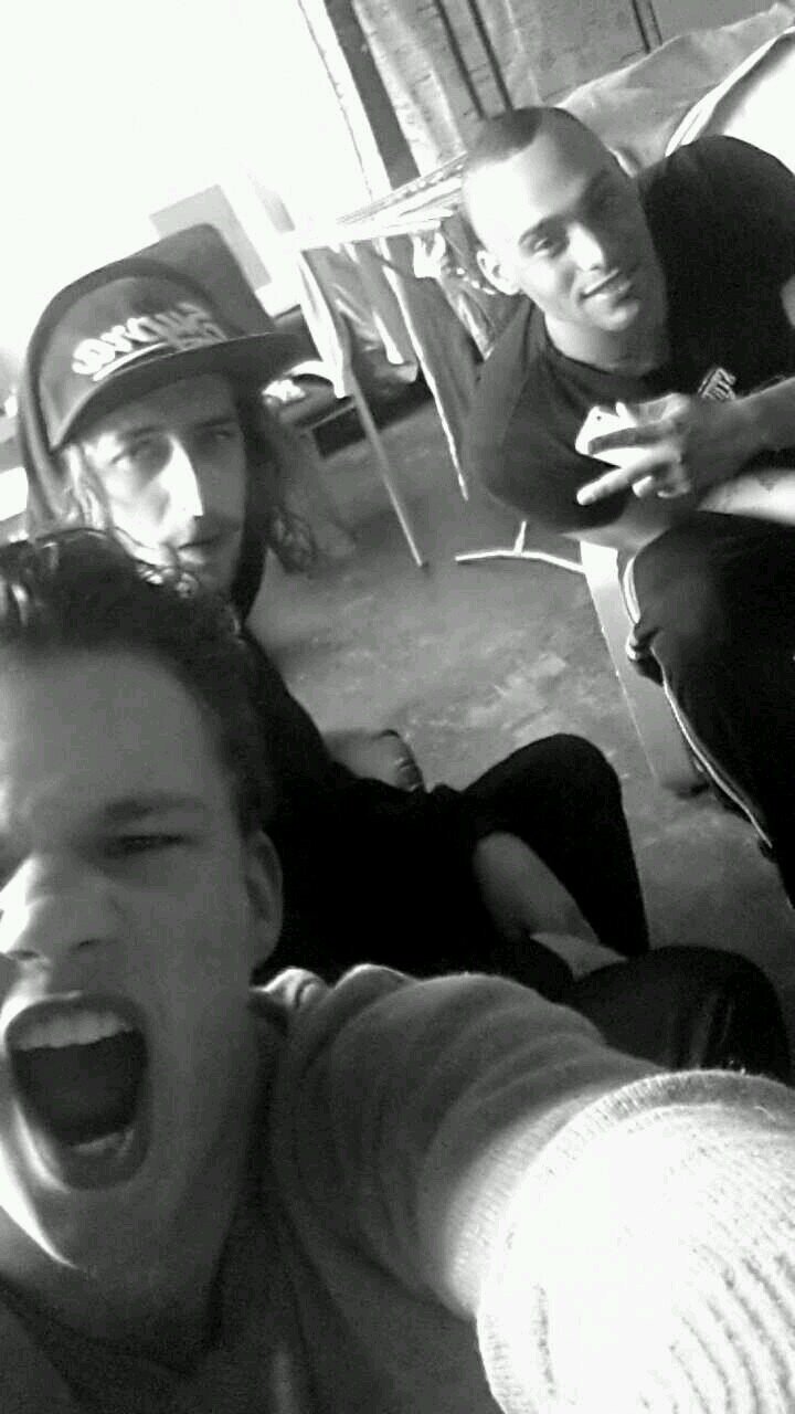 tombekker_'s profile picture. Pijn is voor even, trots voor altijd.