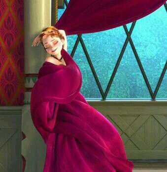||Single|| Trying to help Elsa but she cant control her powers @Elsa_baeutiful1 and my wonderful Snowman Olaf