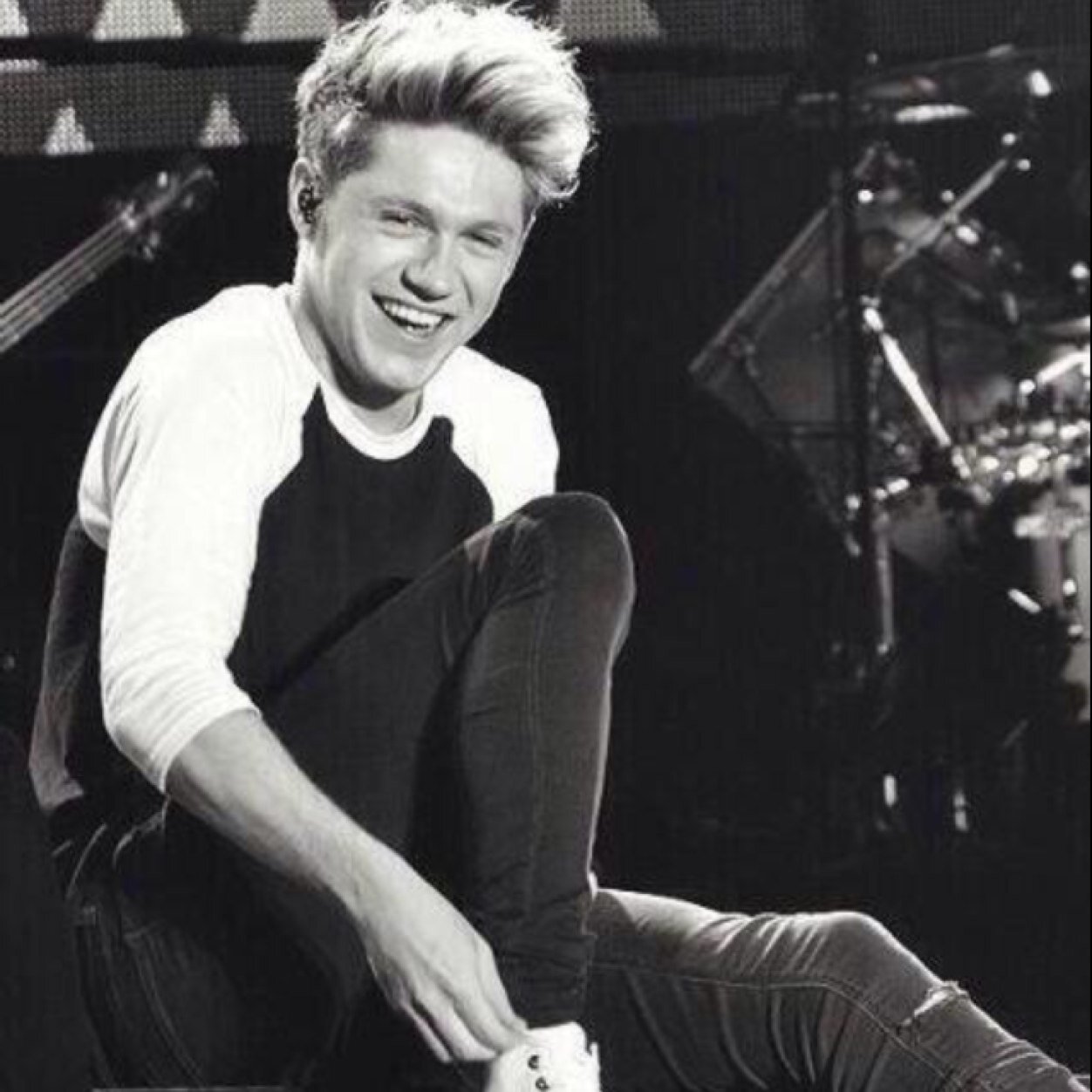 one direction is my life with a side of 5sos3 follow if you love them two and ill follow back;)